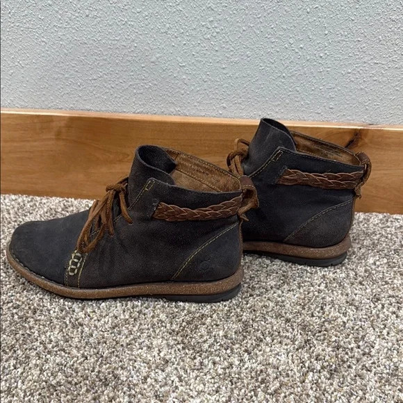 Born | Shoes | Born Black And Brown Ankle Boots With  display picture 3
